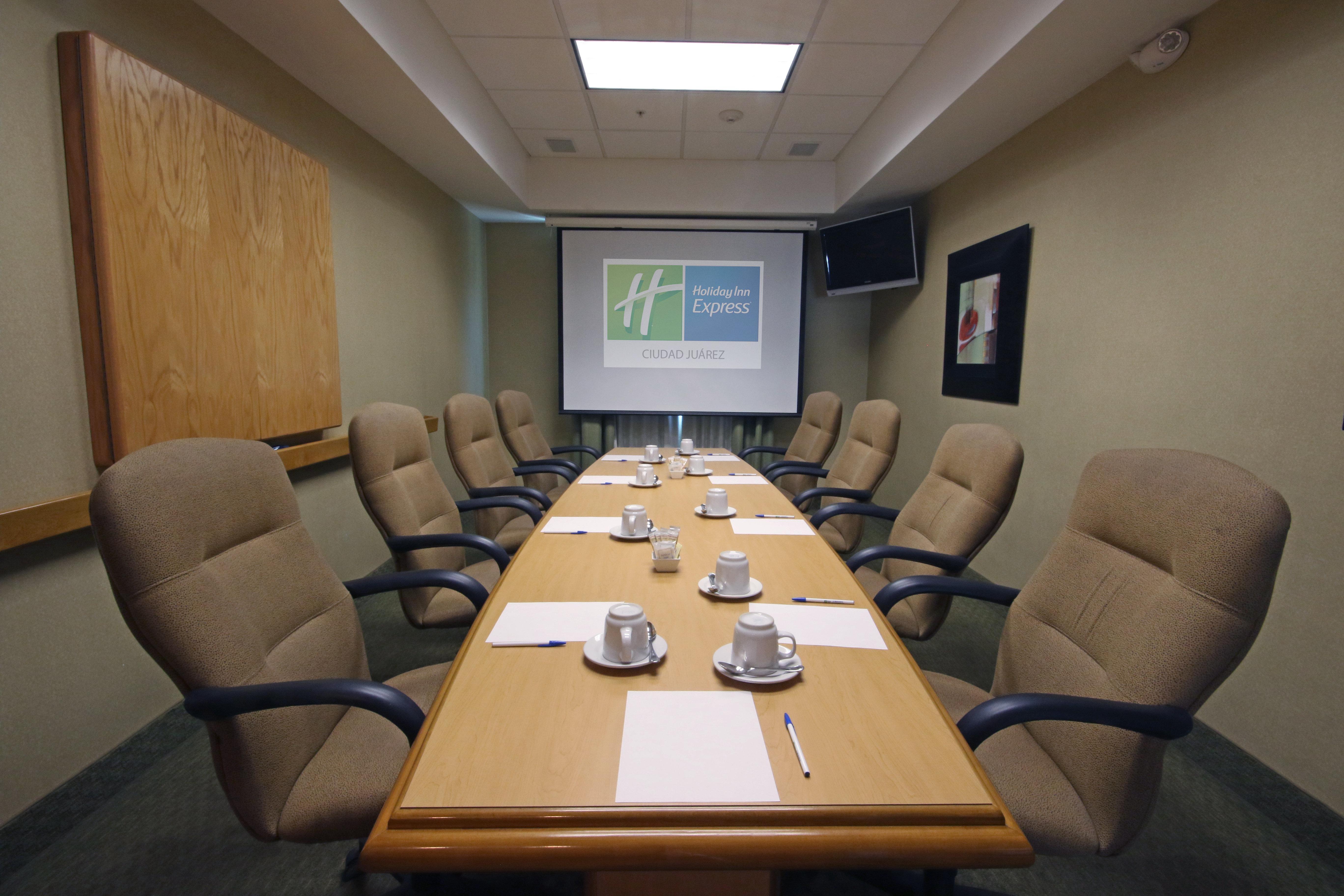 Holiday Inn Express Hotel & Suites Cd. Juarez - Las Misiones By Ihg Екстер'єр фото