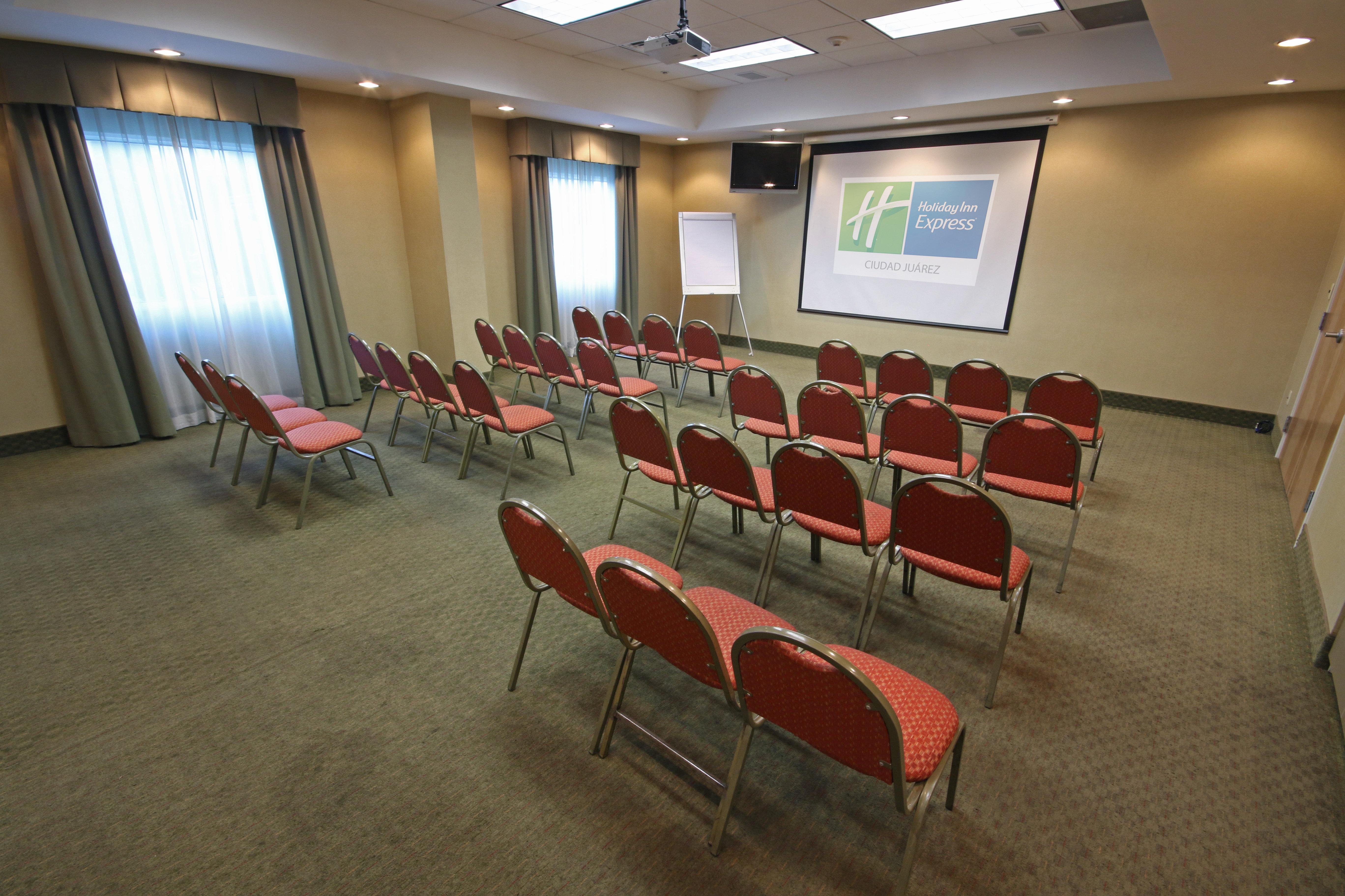 Holiday Inn Express Hotel & Suites Cd. Juarez - Las Misiones By Ihg Екстер'єр фото