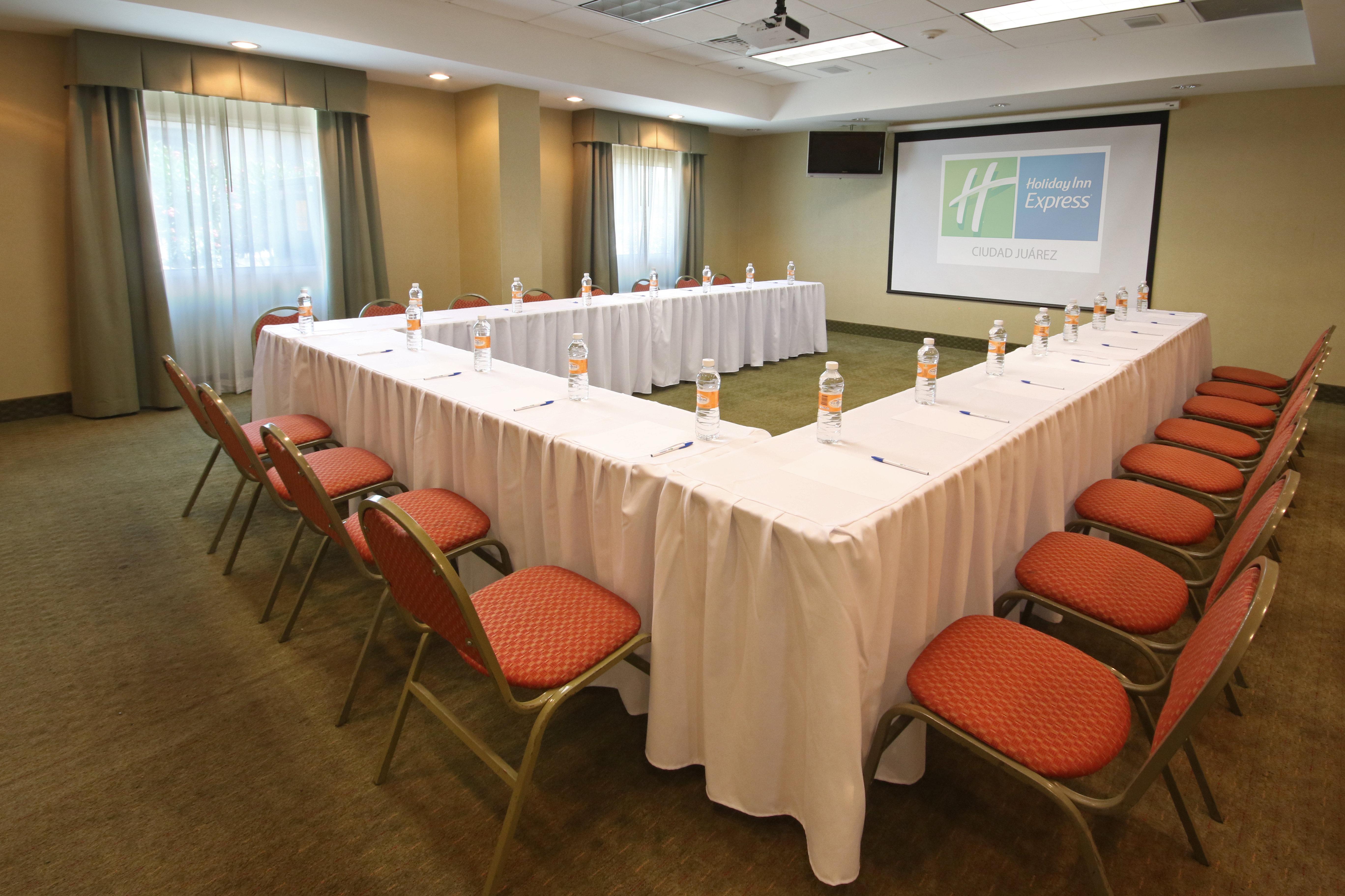 Holiday Inn Express Hotel & Suites Cd. Juarez - Las Misiones By Ihg Екстер'єр фото