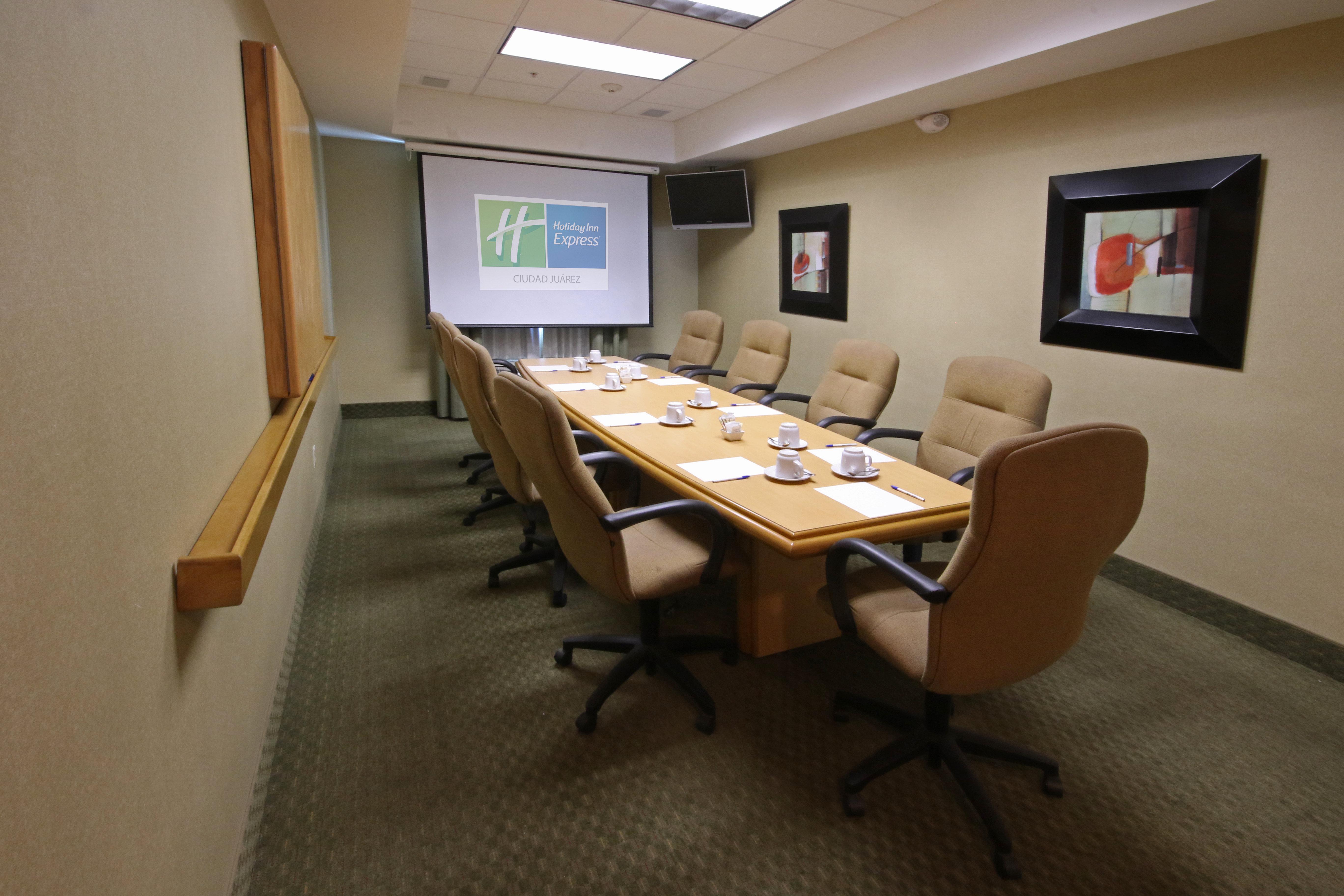 Holiday Inn Express Hotel & Suites Cd. Juarez - Las Misiones By Ihg Екстер'єр фото